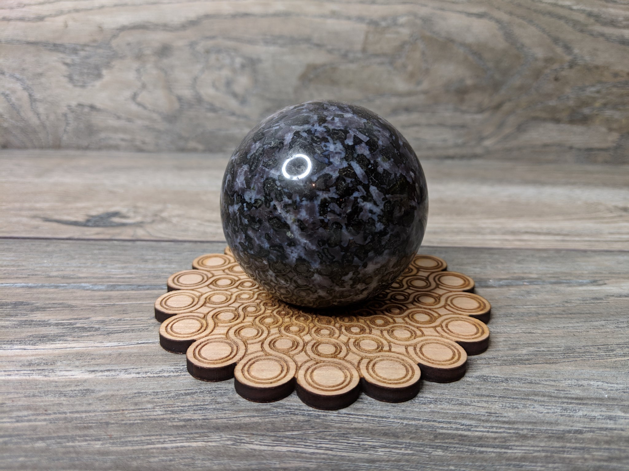Infinity Crystal Grid and Sphere Holder