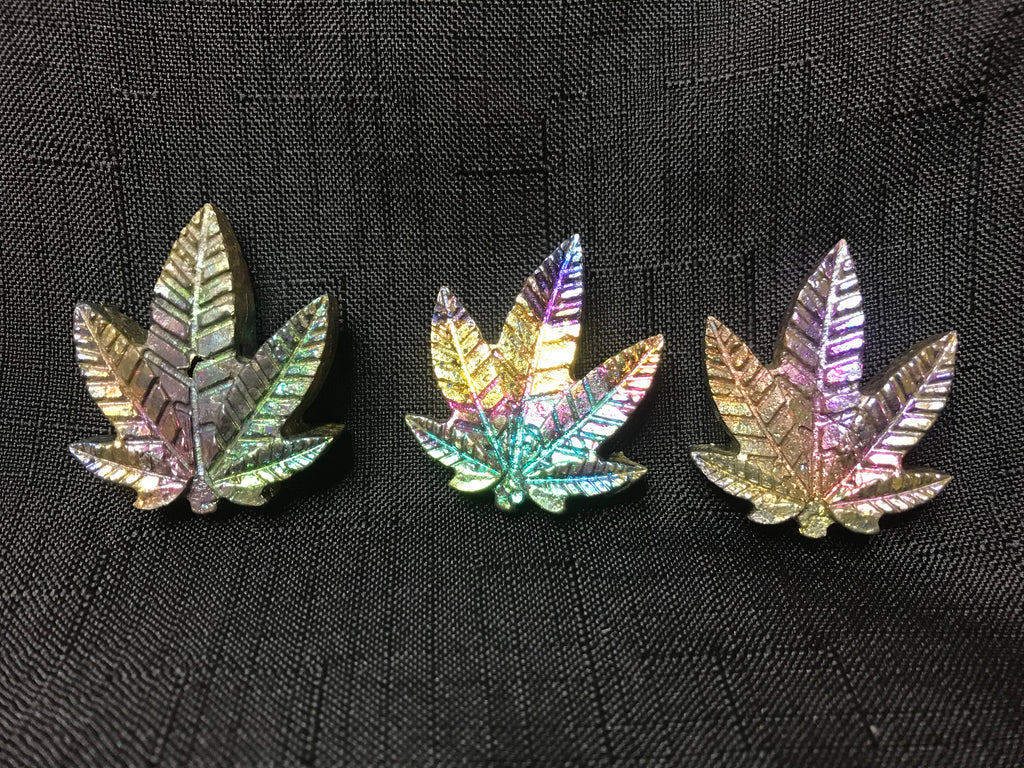 Bismuth Weed Leaf