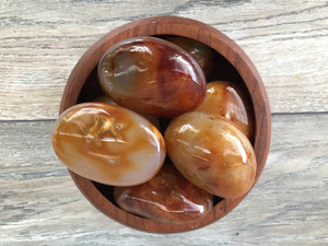 Mango Carnelian Palm Stone